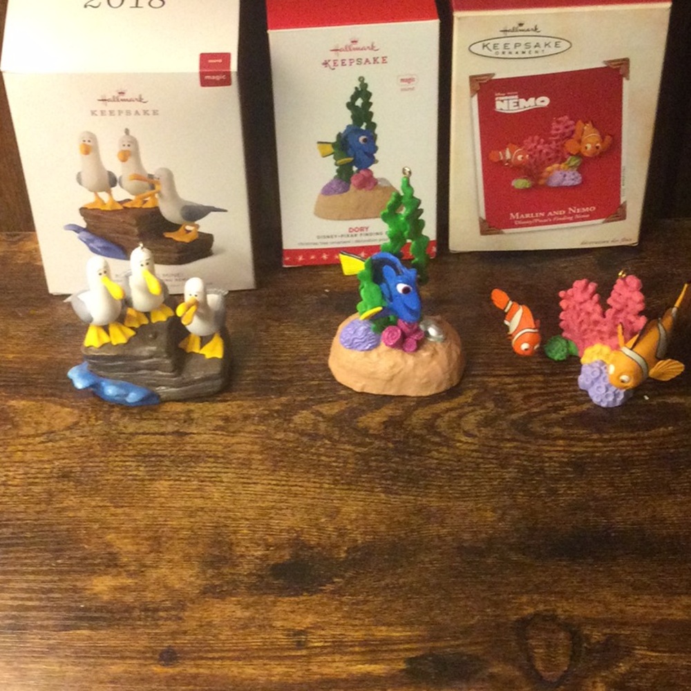 Hallmark Keepsake Ornaments Finding Nemo Set